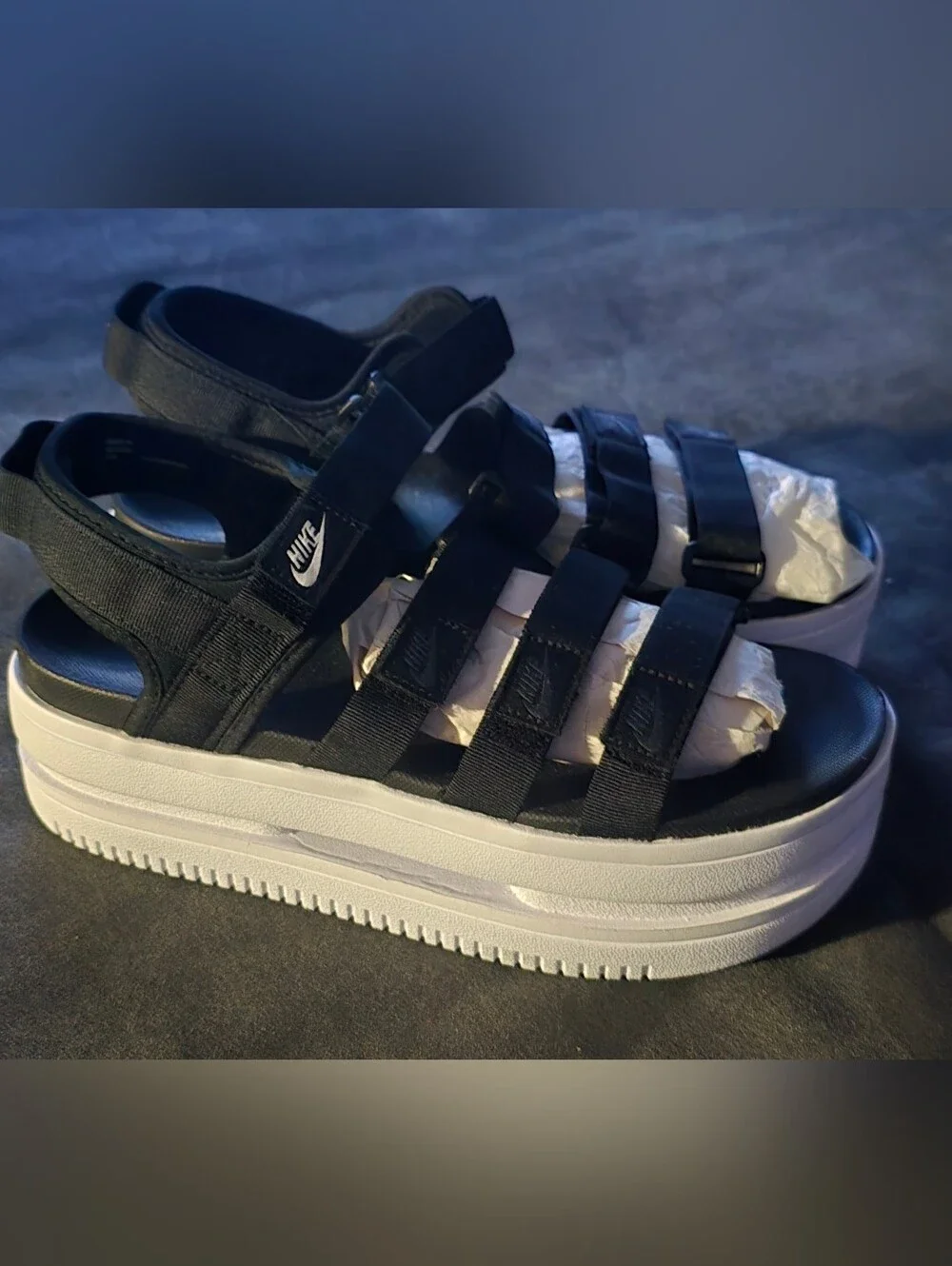 Women's Size 9  Nike Icon Classic Platform Sandals